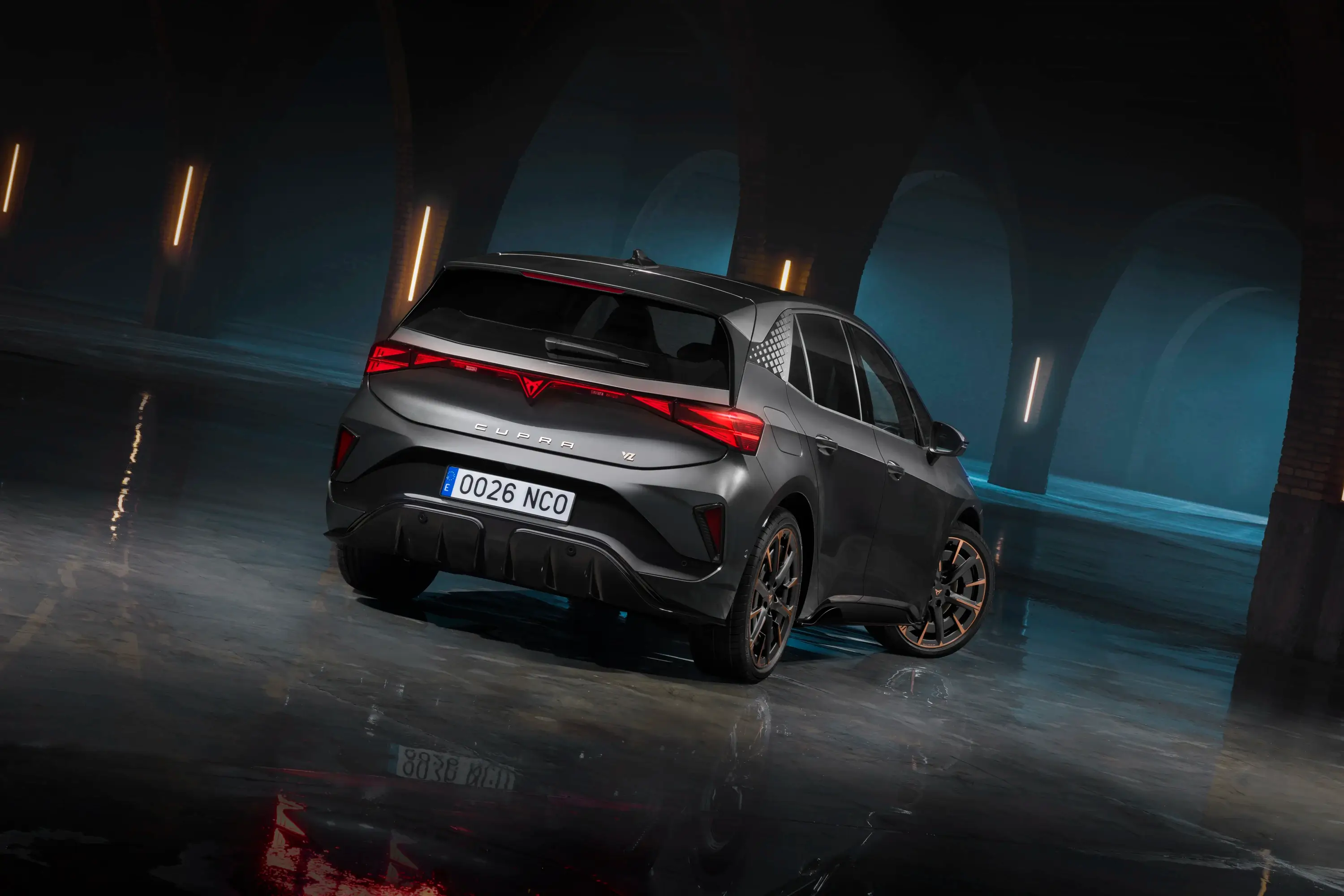 CUPRA Born Endurance thumbnail 4