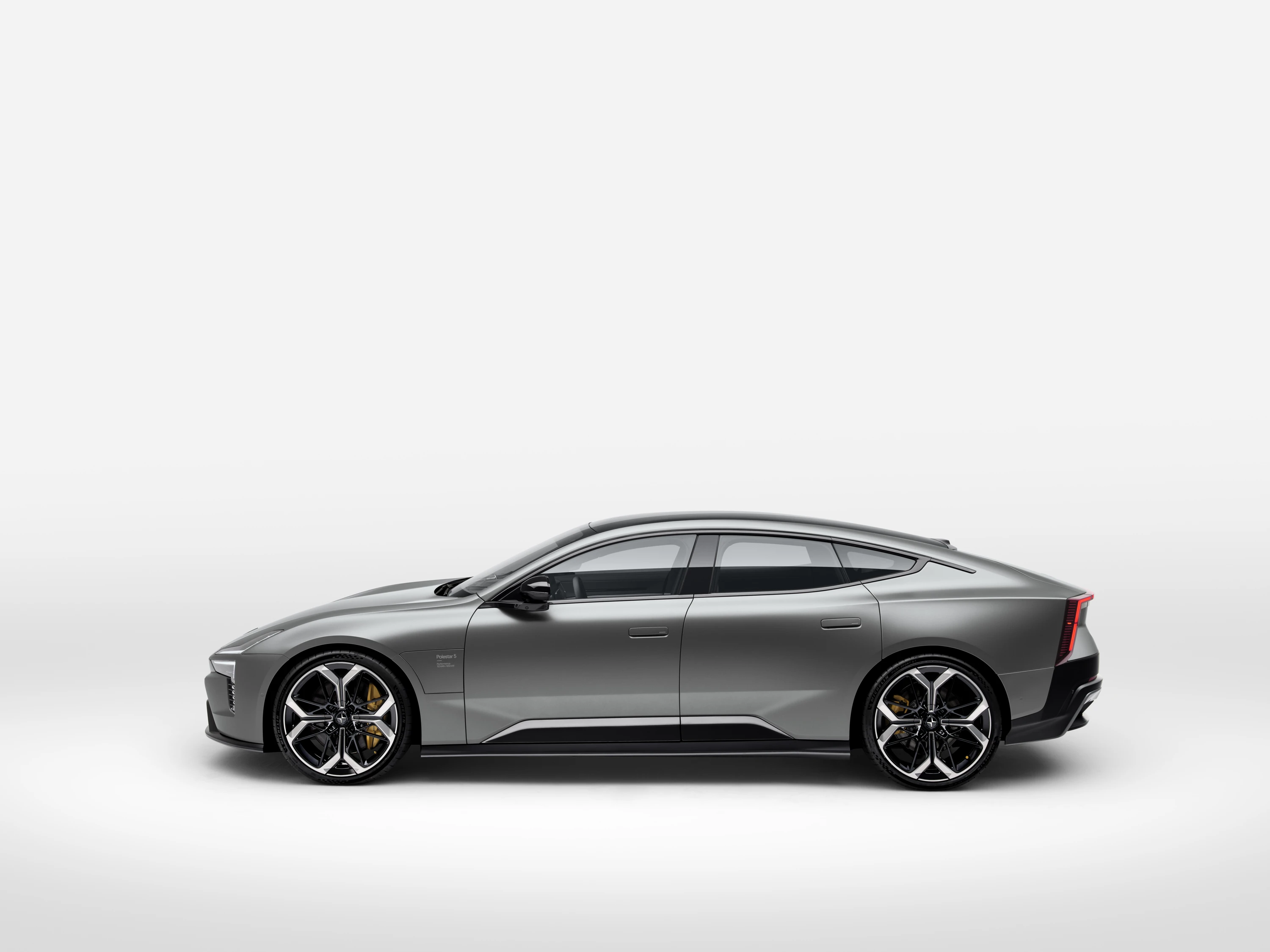 Polestar 5 Dual Motor Performance thumbnail 3