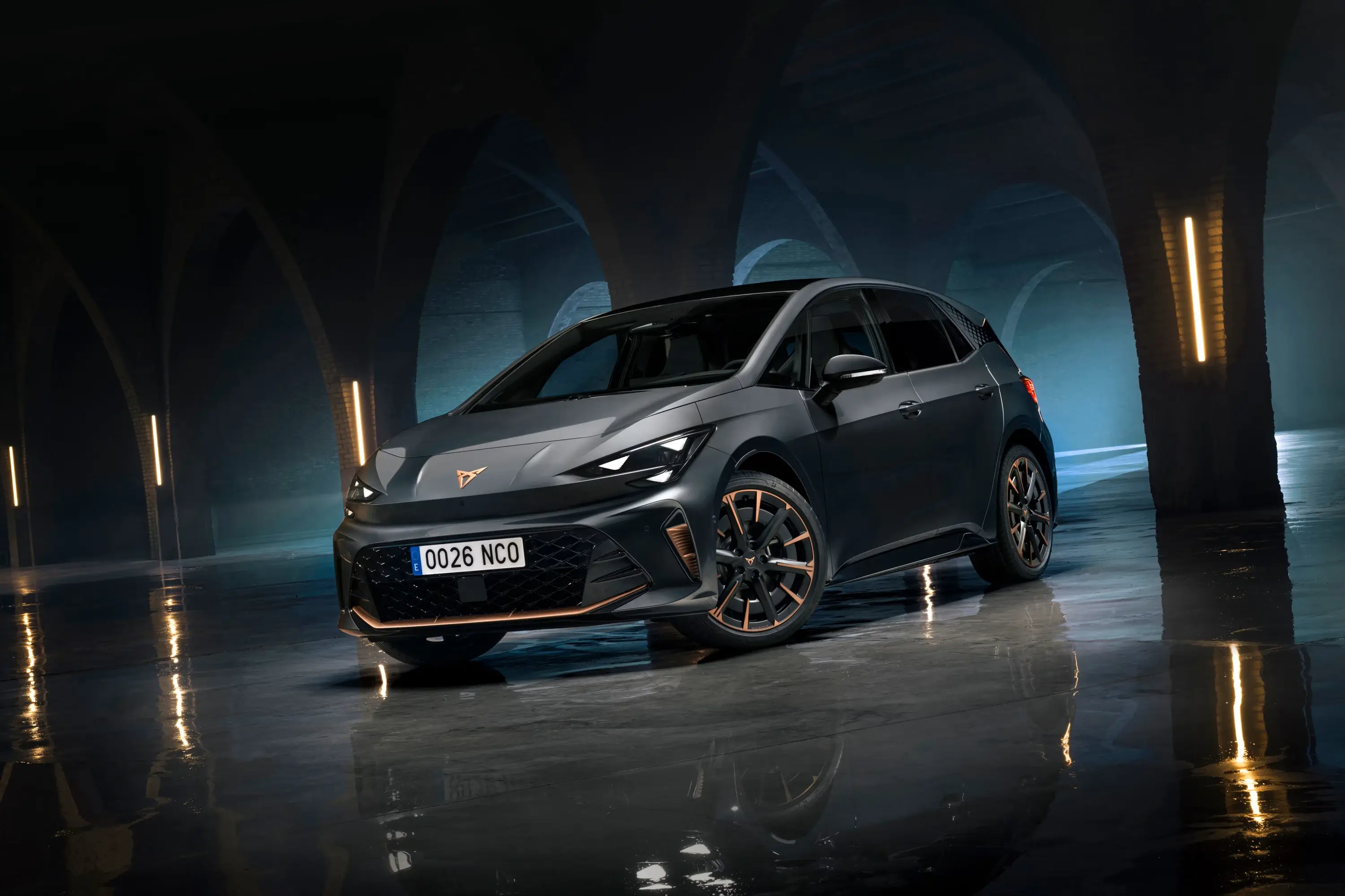 CUPRA Born Endurance thumbnail 2