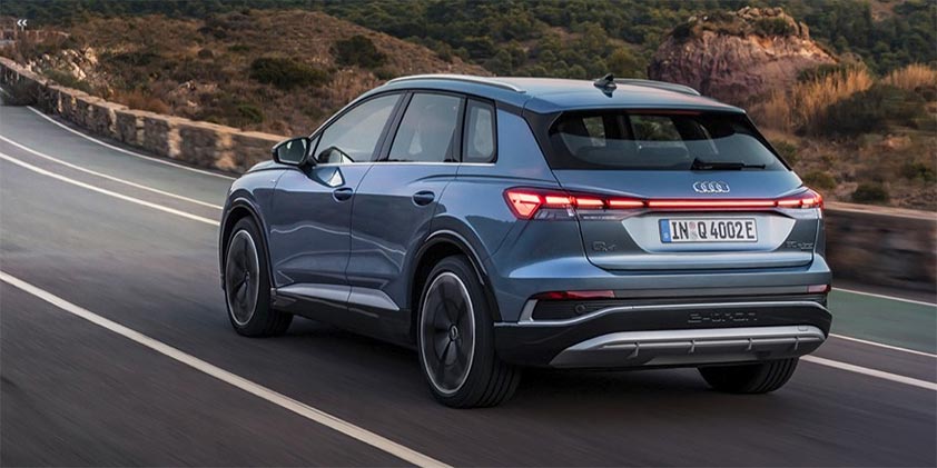 Audi Q4 e-tron S line Edition 55 e-tron quattro thumbnail 4