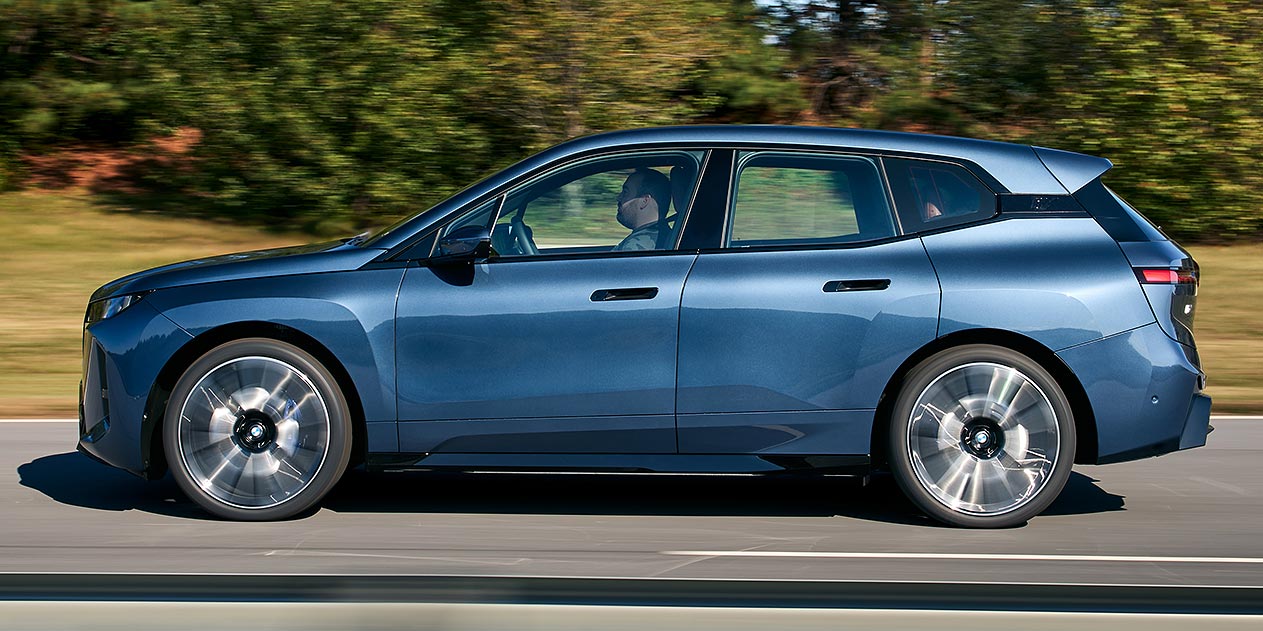 BMW iX 60 M Sport thumbnail 3