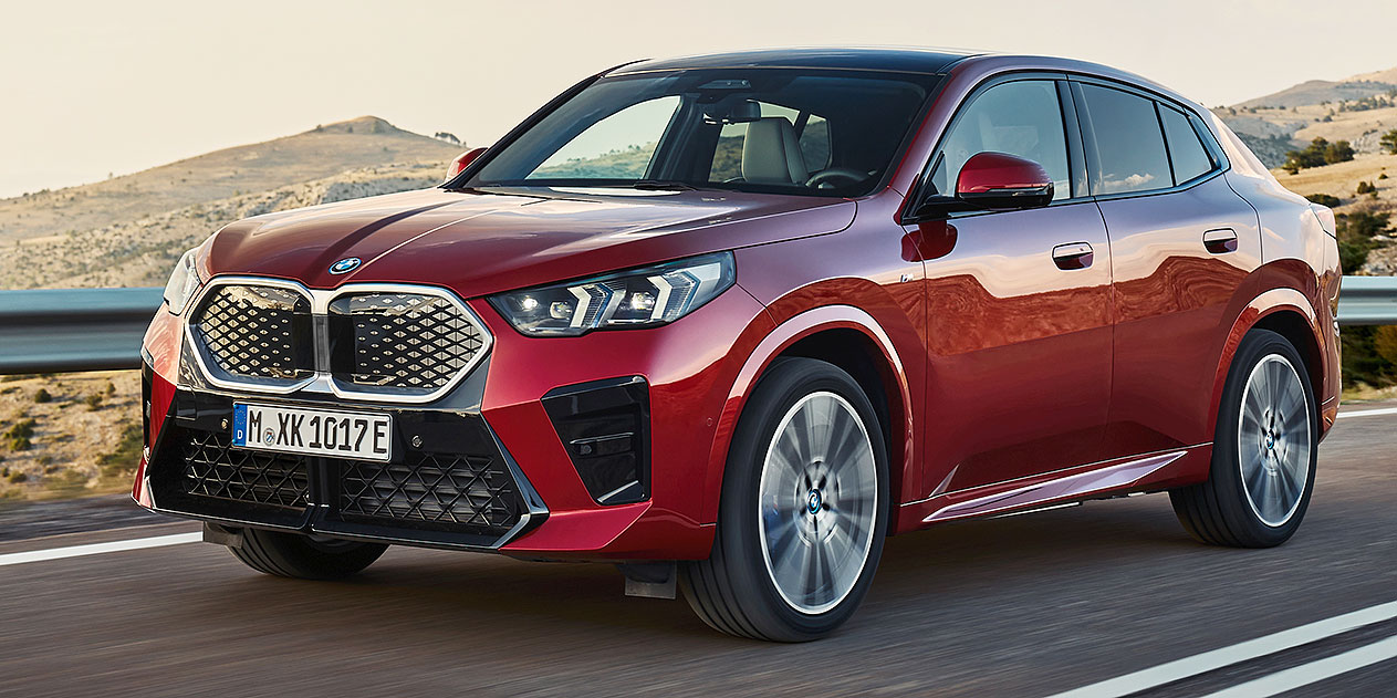 BMW iX2 SUV eDrive20 M Sport thumbnail 2