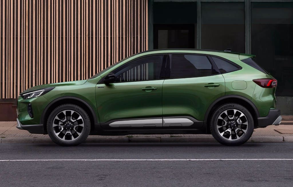 Ford Kuga Titanium thumbnail 3