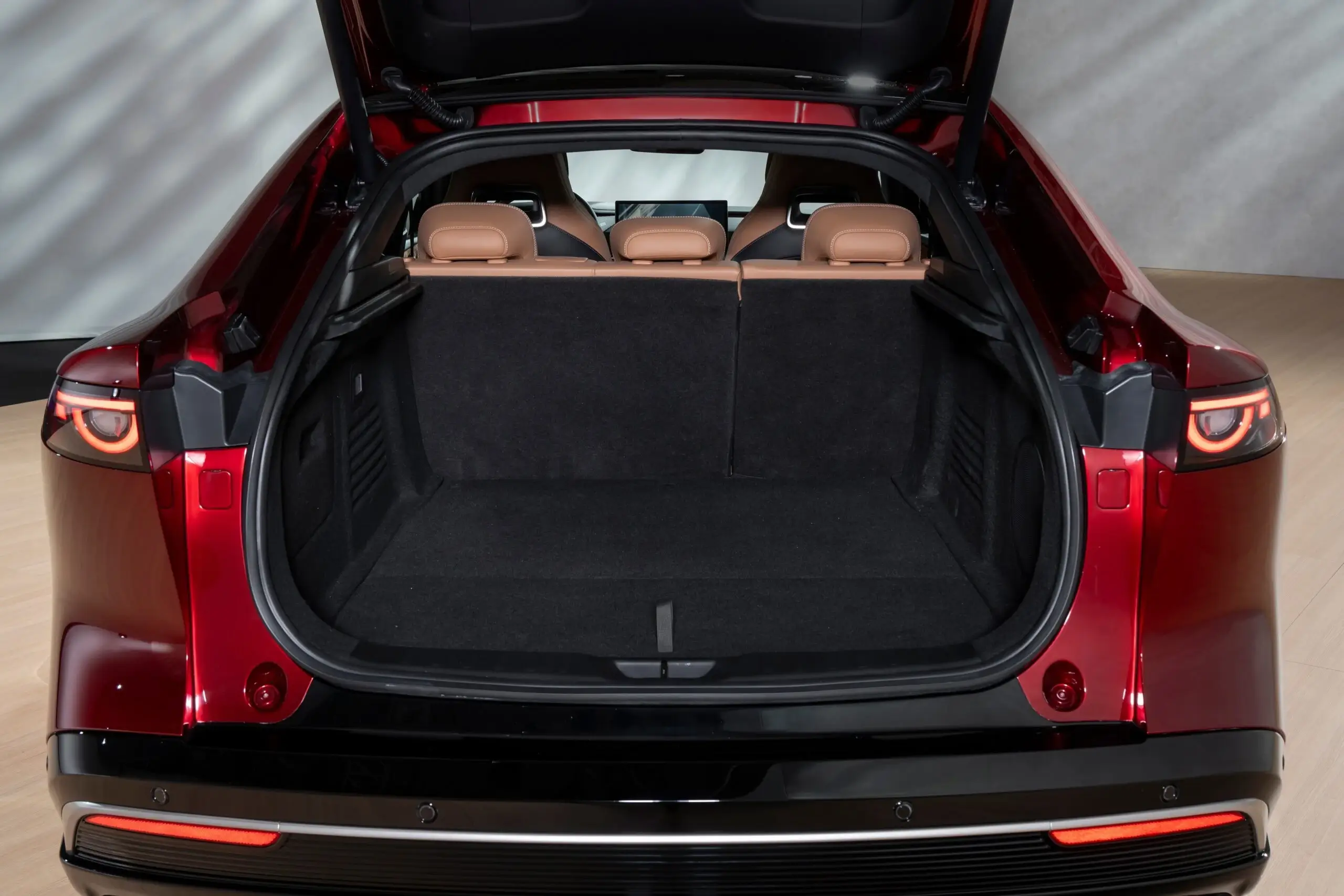 Mazda 6e Takumi Long Range thumbnail 7