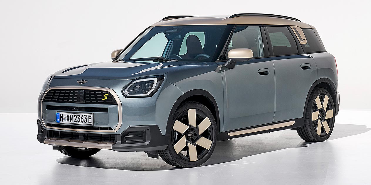 MINI Countryman E Essential thumbnail 2