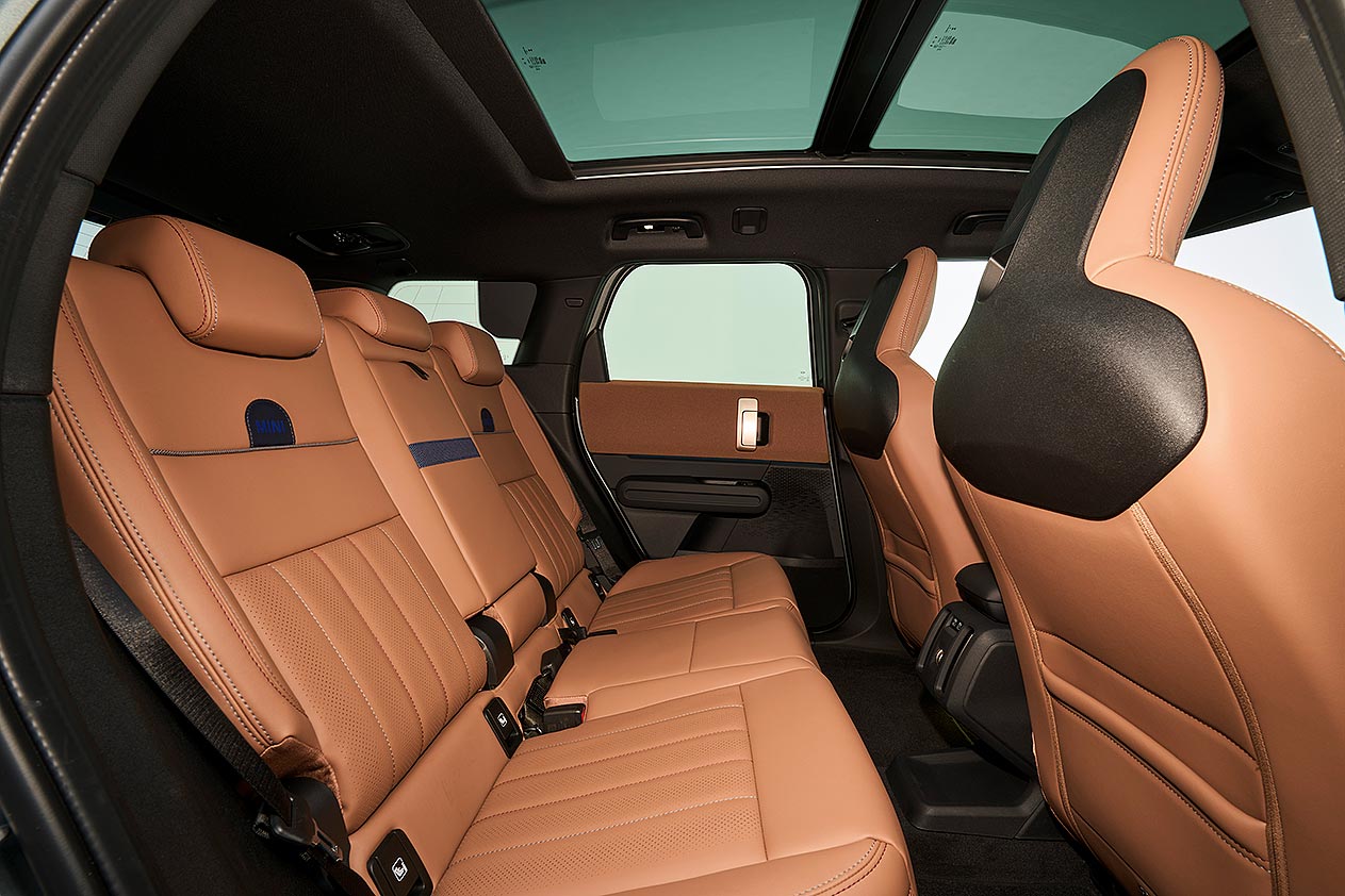 MINI Countryman E Essential thumbnail 7