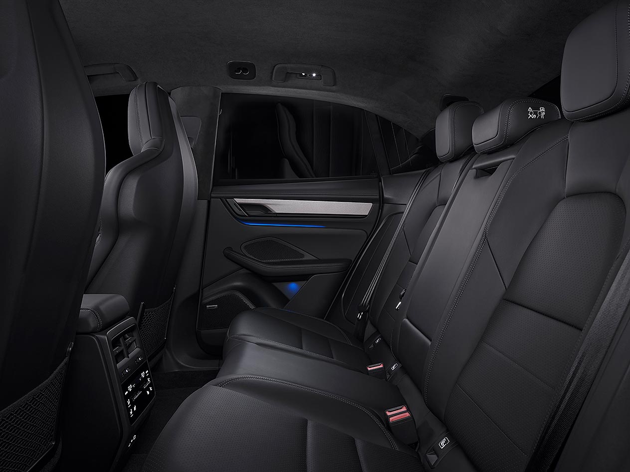 Porsche Macan Electric thumbnail 6