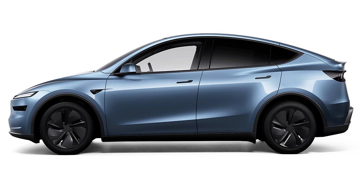 Tesla Model Y Standard Range thumbnail 2