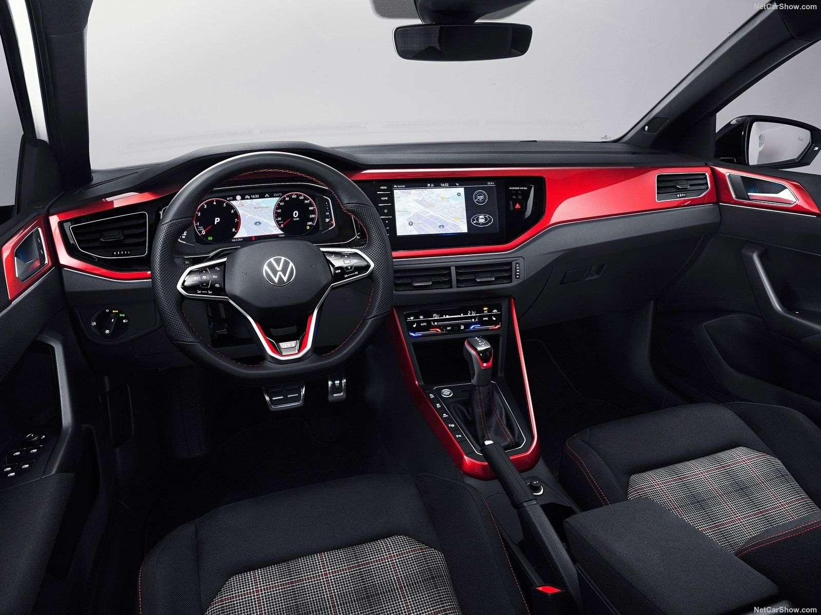 Volkswagen Polo GTI thumbnail 5