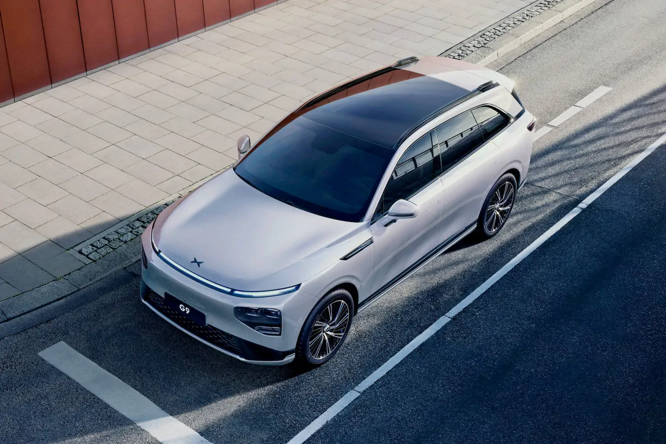 XPENG G9 RWD Long Range thumbnail 4